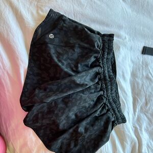 Lululemon hotty hot shorts
